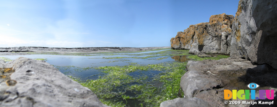 SX05839-05844 Panorama big cliffs or small rocks